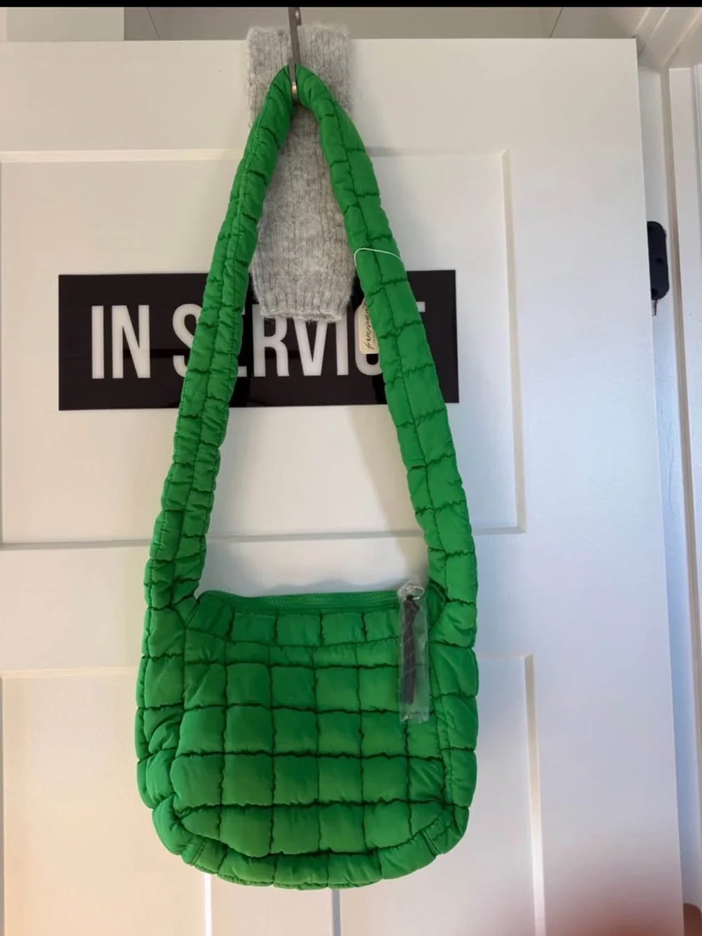 NWT Free People Quilted Baby Carryall Sling Bag - Picture 2 of 4
